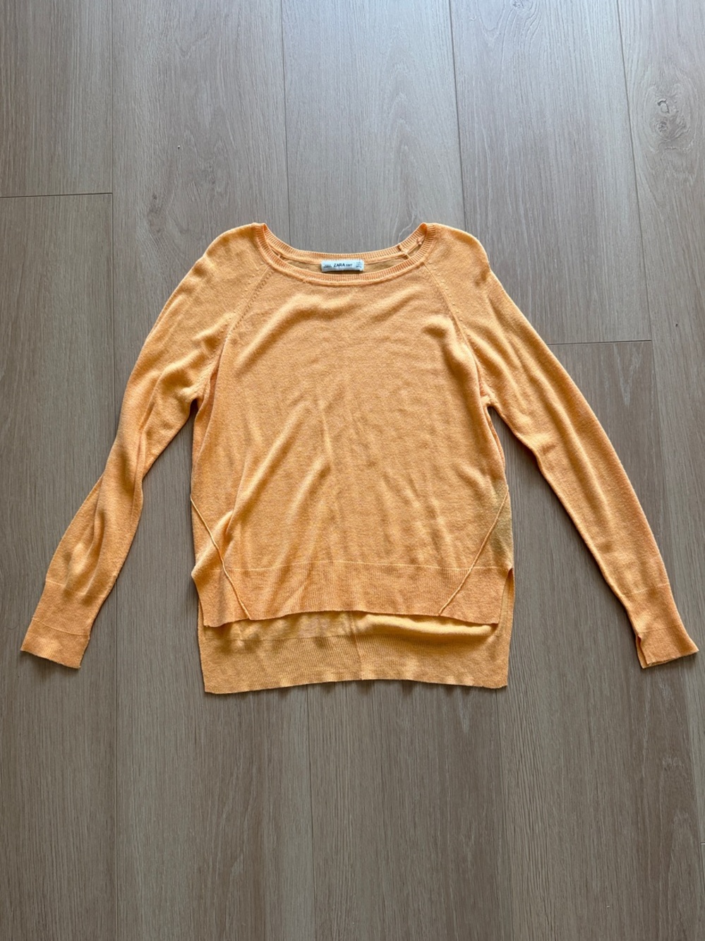 Lightweight Women's long sleeve in light orange